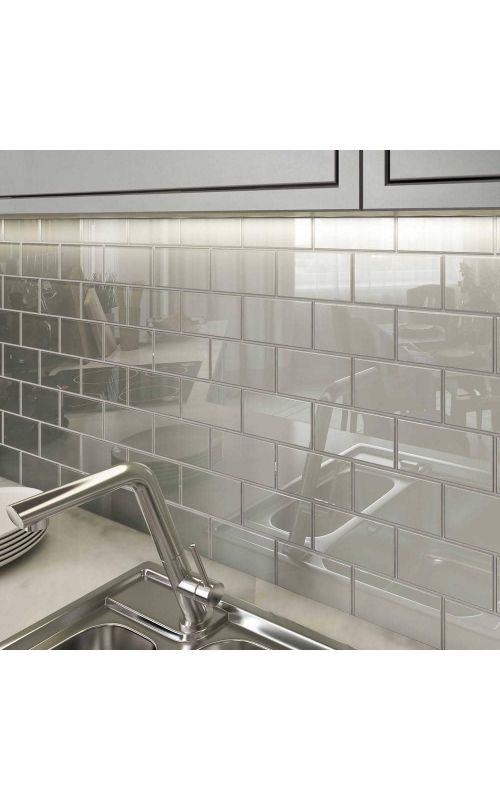 Gạch kính ốp bếp màu trắng