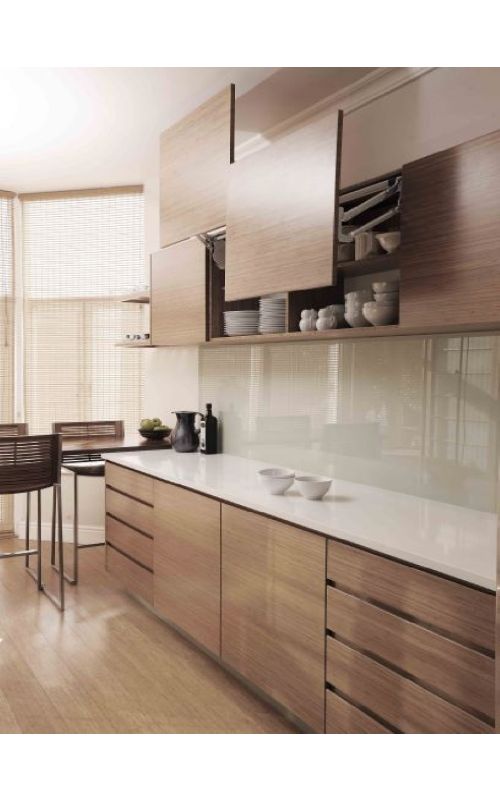 Giá kính cường lực ốp bếp KBHD890