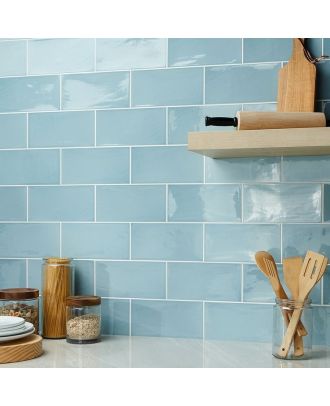 Gạch kính ốp bếp màu xanh dương